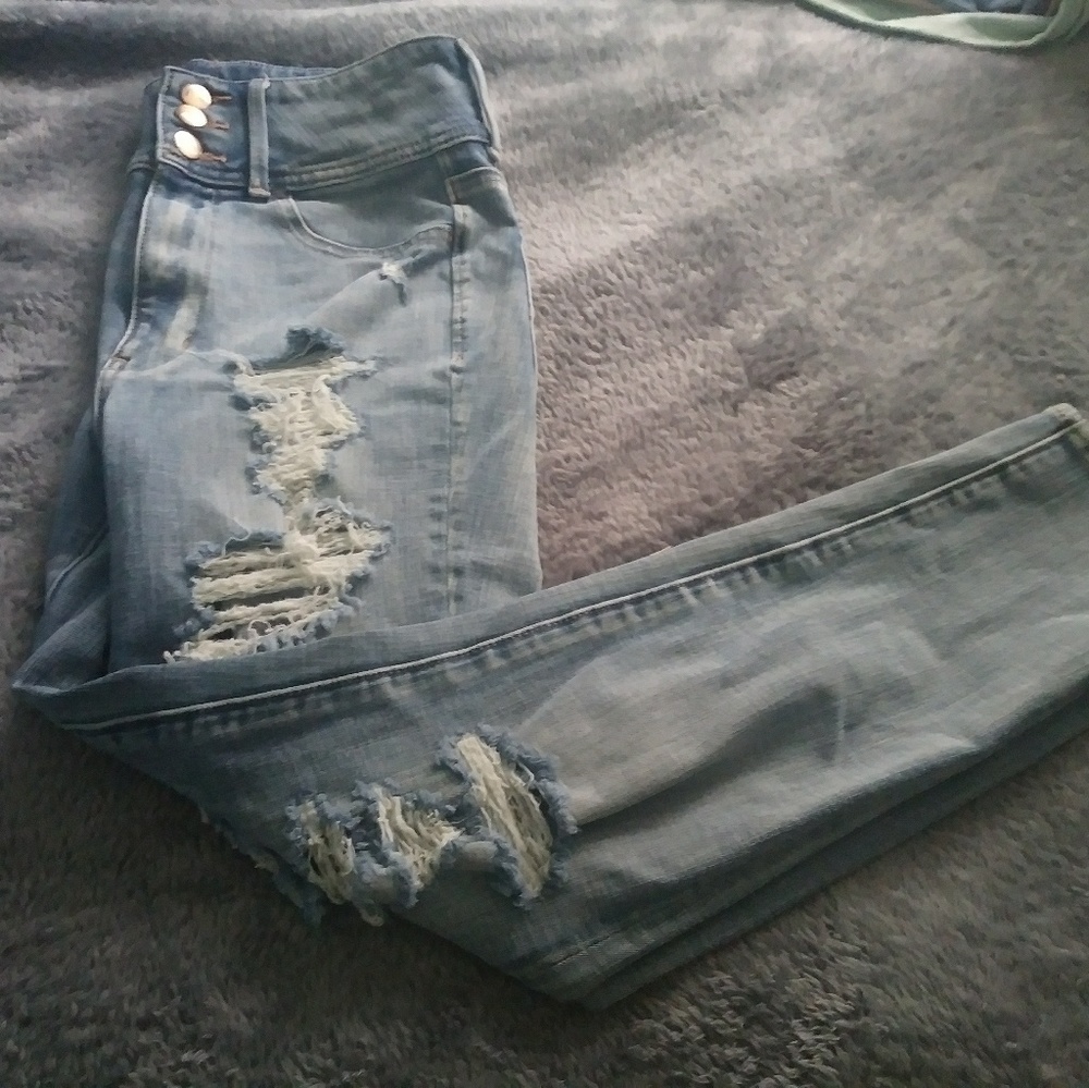 Size 6 American Eagle Outfitter High-Rise Jeans